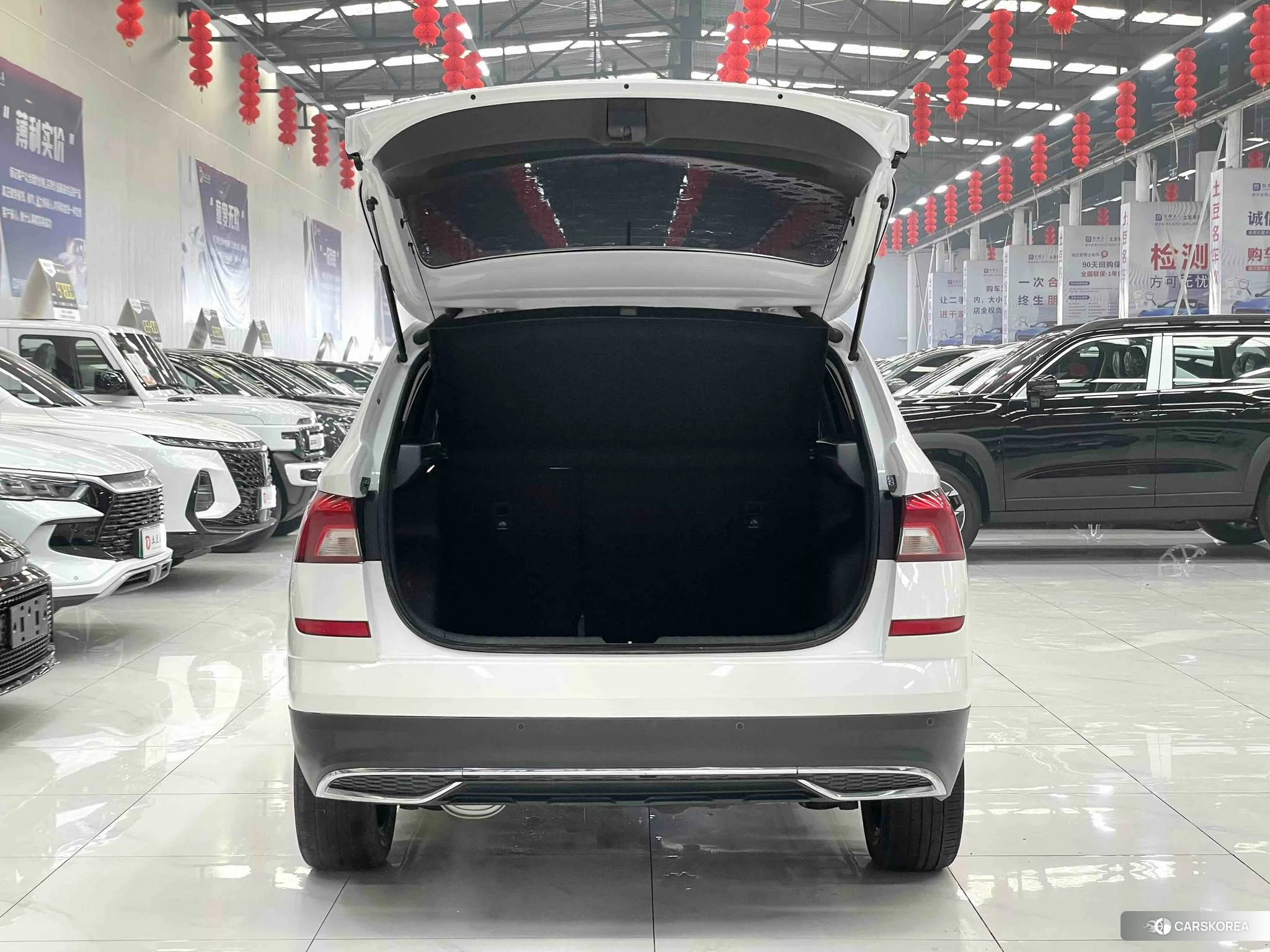 Skoda Komick 2021 Белый из Китая, фото 4