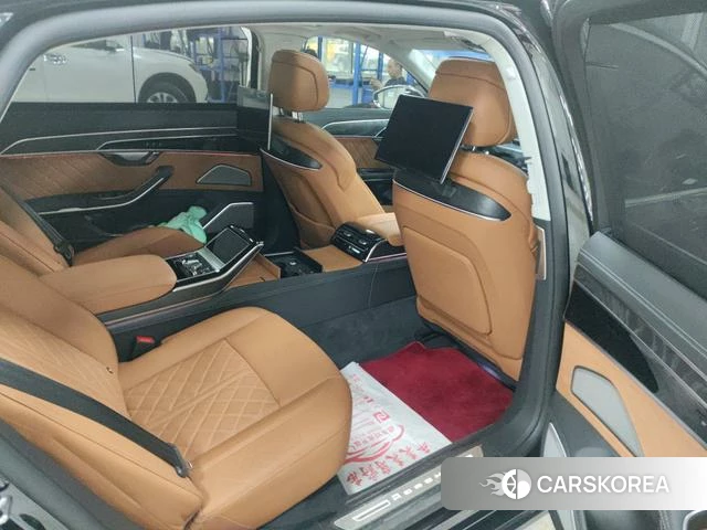 Audi A8 2025 Черный из Китая, фото 2
