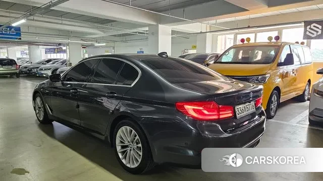 BMW 5 Series (G30) id 3054807 из Кореи 11