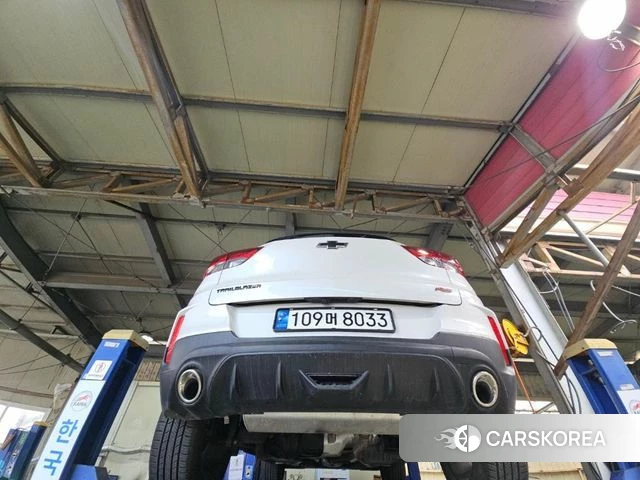 Chevrolet (GM Daewoo) Trailblazer 2023 Белый из Кореи, фото 2