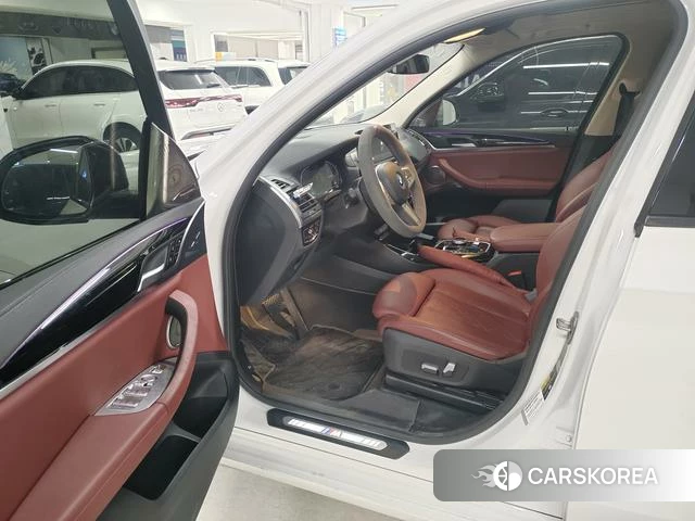 BMW iX3 2023 Белый из Китая, фото 2