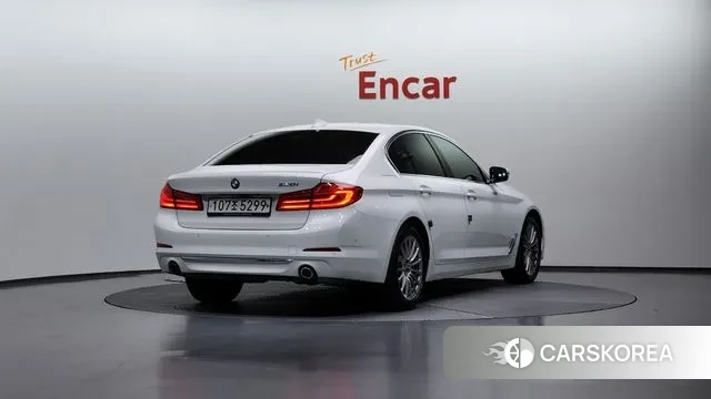 BMW 5 Series (G30) id 3379991 из Кореи 12