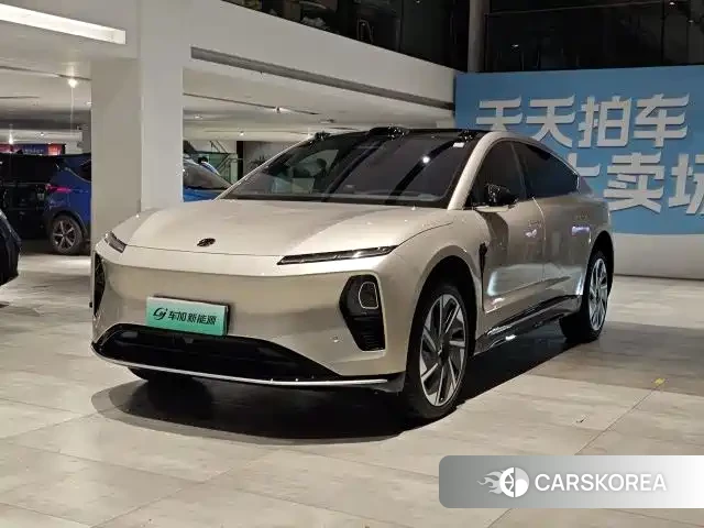 Weilai Nio ET9 2025 Champagne/brown из Китая, фото 2