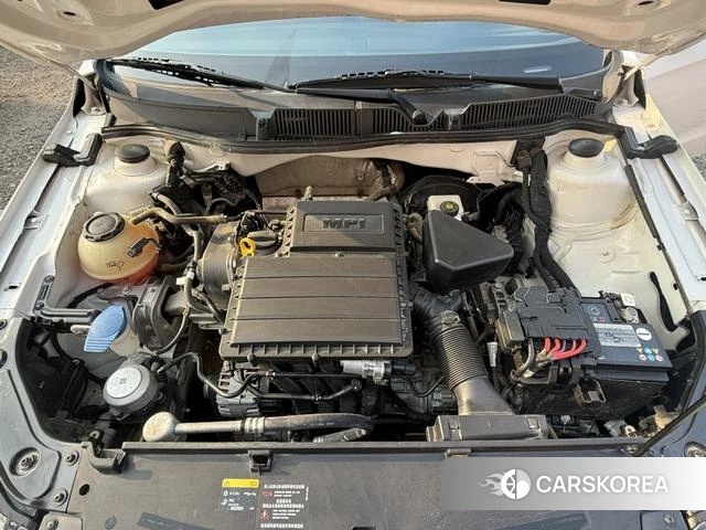 Volkswagen Lavida 2023 Белый из Китая, фото 4