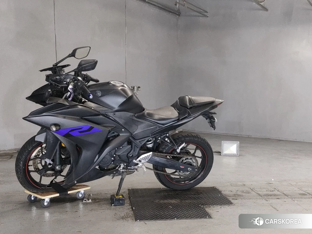 Проданный Yamaha YZF-R25 2015 из Японии