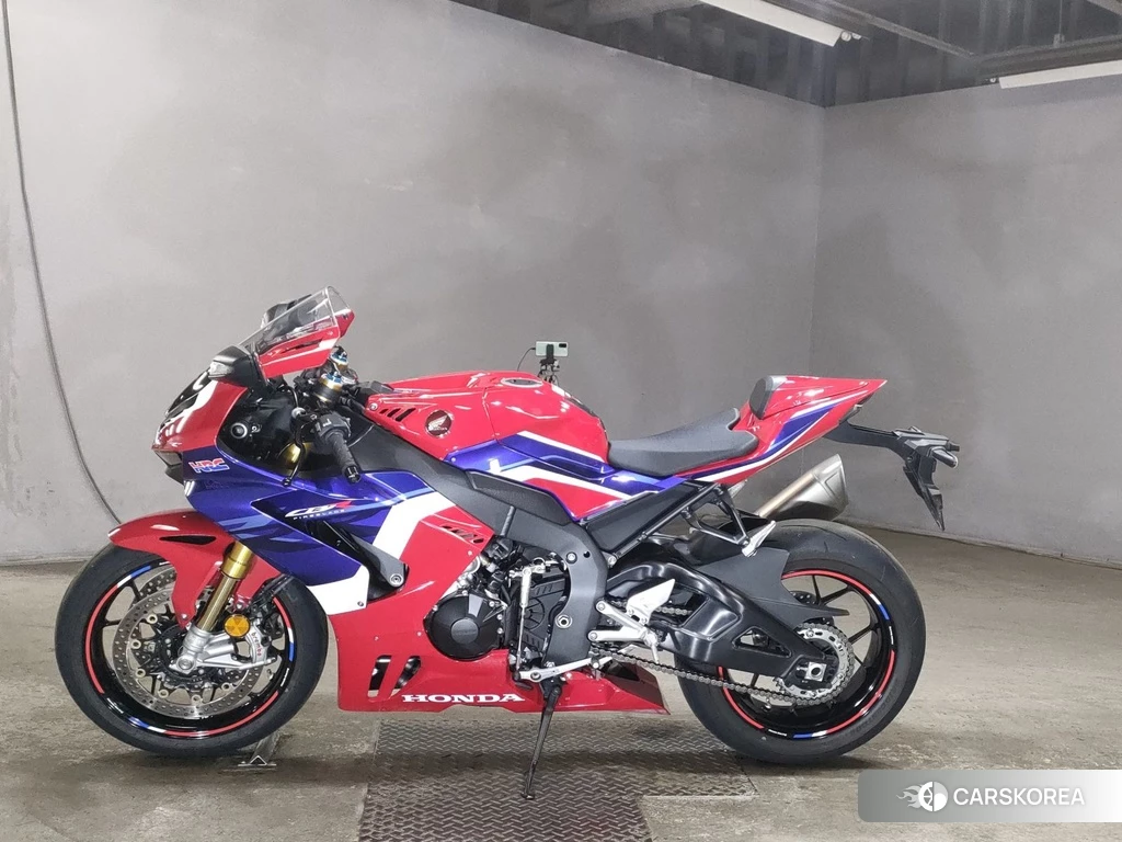 Проданный Honda CBR1000RR-R FIREBLADE SP 2021 из Японии
