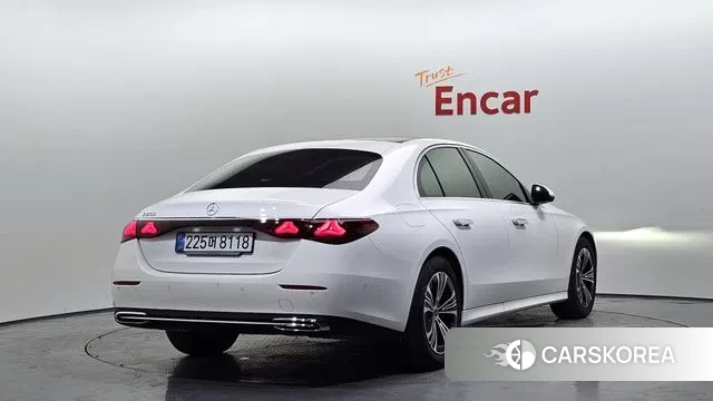 Mercedes-Benz E-Class W214 id 3426104 из Кореи 12