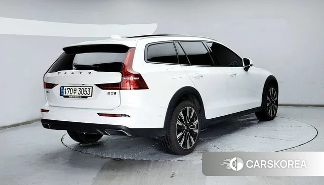 Volvo V60 Cross-Country 2nd Generation id 4614102 из Кореи 12