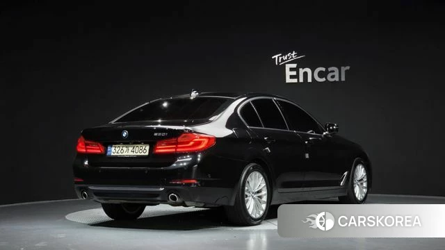 BMW 5 Series (G30) id 4689016 из Кореи 12