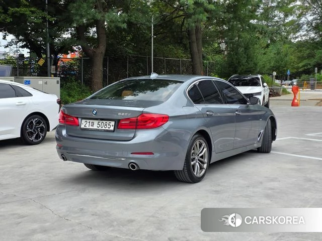 BMW 5 Series (G30) id 4742406 из Кореи 12