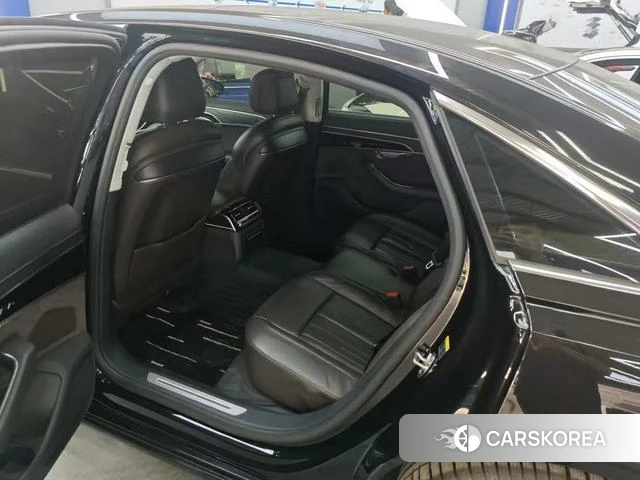 Audi A8 2020 Черный из Китая, фото 2