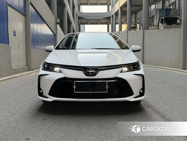 Toyota Corolla 2022 Белый из Китая, фото 6
