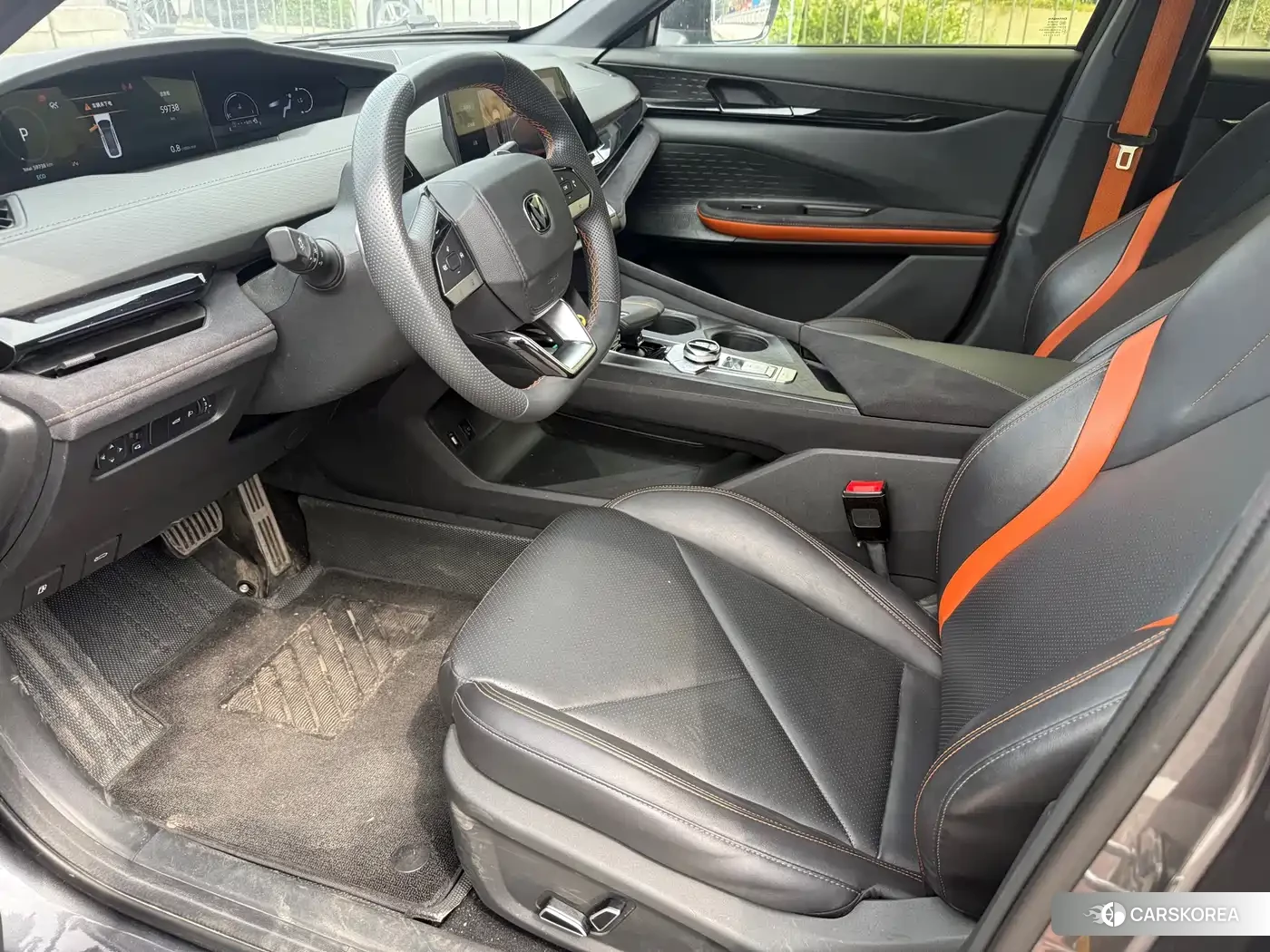 Chang'an UNI-V 2022 Silver/gray из Китая, фото 2