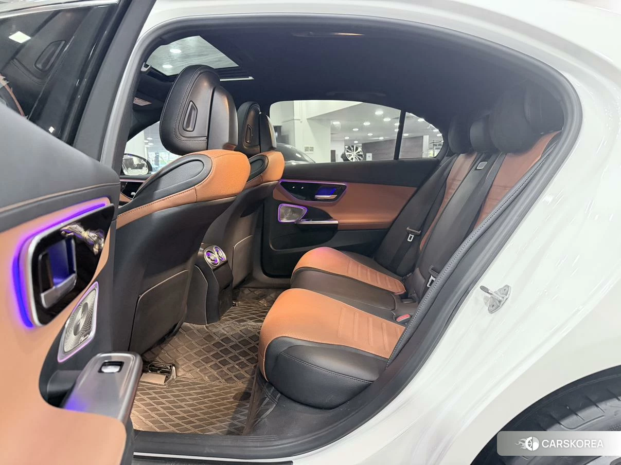 Mercedes-Benz Class C id 4487239 из Китая 12