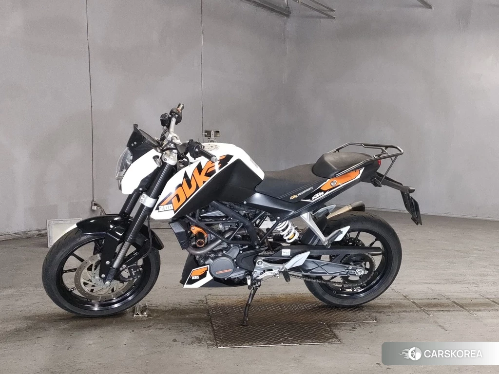 Проданный KTM 200 DUKE 2013 из Японии