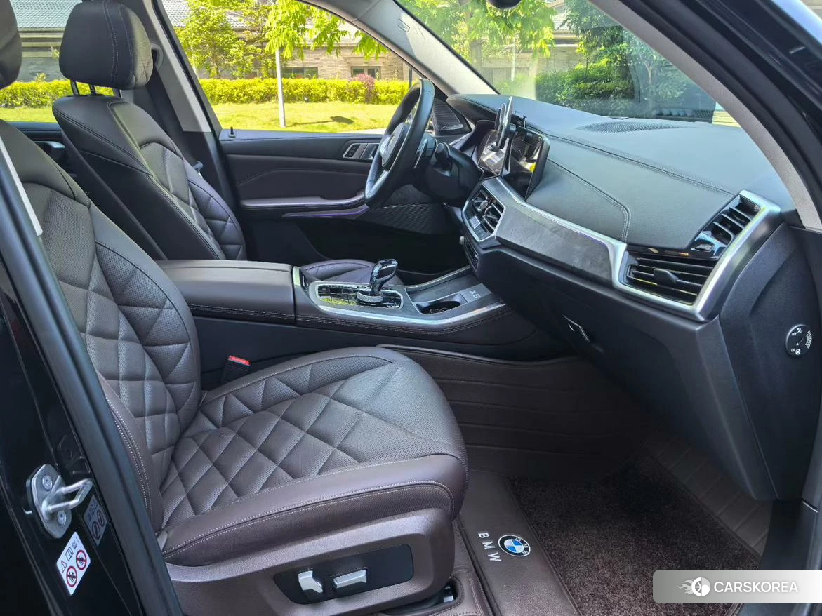 BMW X5 2022 Черный из Китая, фото 2