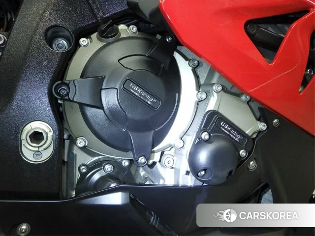 Engine photo