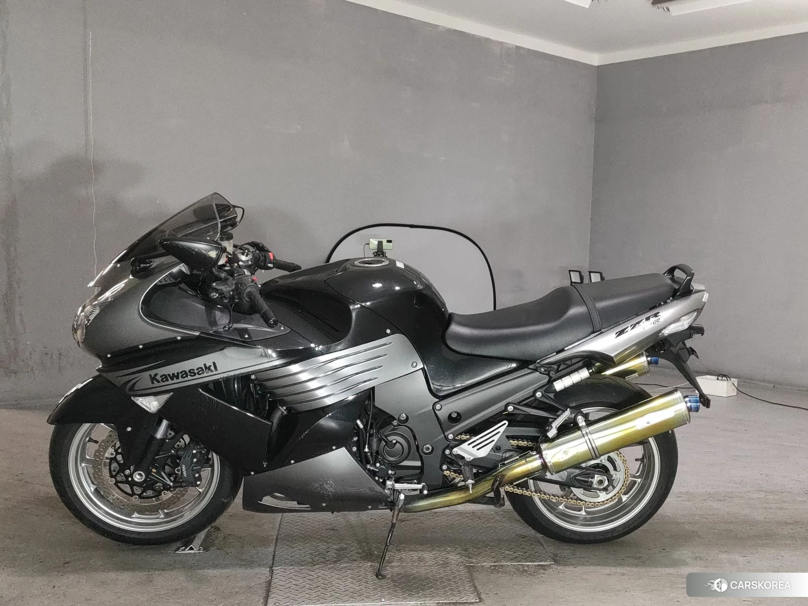 Проданный Kawasaki ZZR1400 2011 из Японии