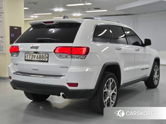 Jeep Grand Cherokee id 4298771 из Кореи 12