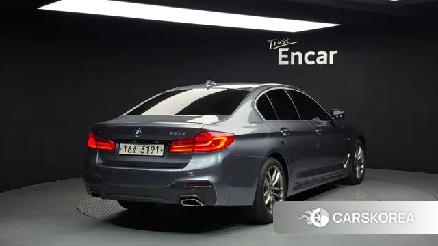 BMW 5 Series (G30) id 3737369 из Кореи 12