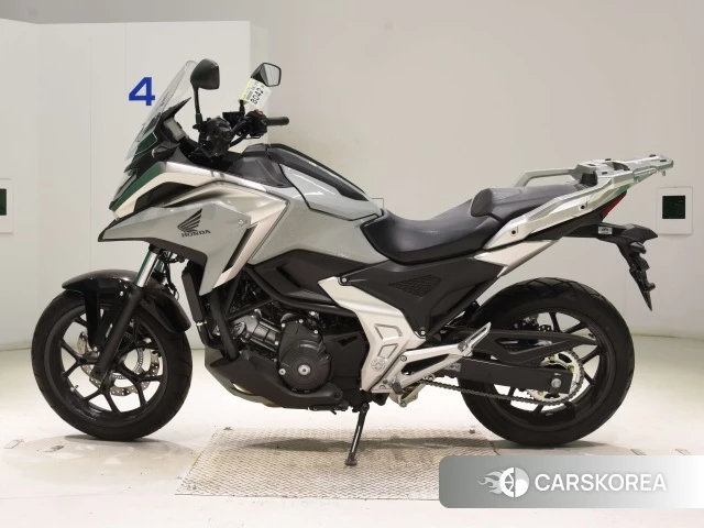 Проданный Honda NC750X DCT 2024 из Японии