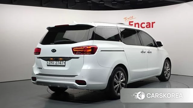 Kia The New Carnival id 4652321 из Кореи 12