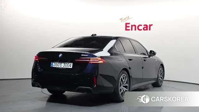 BMW 5 Series (G60) id 3595993 из Кореи 12