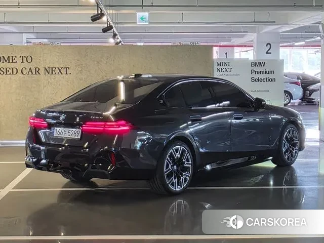 BMW 5 Series (G60) id 3041826 из Кореи 12