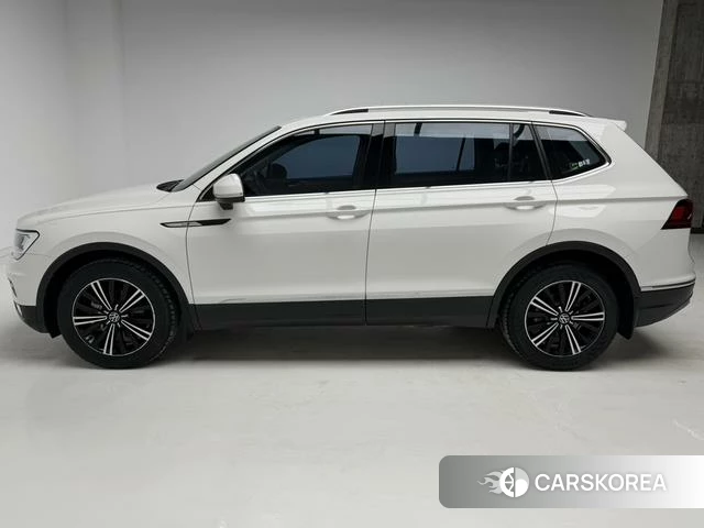 Volkswagen Tiguan L id 4359006 из Китая 9