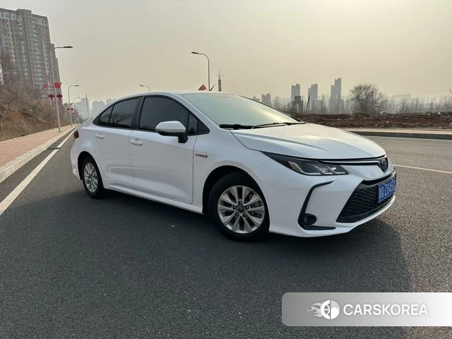 Toyota Corolla 2023 Белый из Китая, фото 6