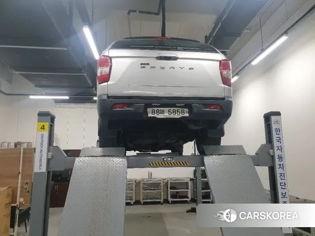 Ssangyong Rexton Sports 2018 Белый из Кореи, фото 2