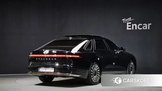 Hyundai Grandeur (GN7) id 3625068 из Кореи 12