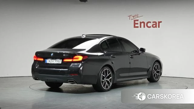 BMW 5 Series (G30) id 3841831 из Кореи 12