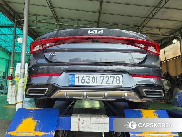 Kia K5 3rd generation 2022 Серебристо-серый из Кореи, фото 2