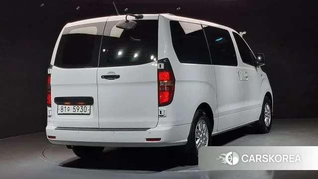 Hyundai The New Grand Starex id 3526521 из Кореи 12