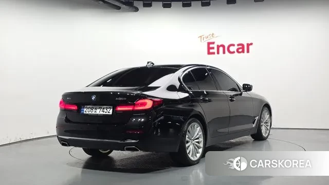 BMW 5 Series (G30) id 3246629 из Кореи 12