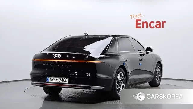 Hyundai Grandeur (GN7) id 3316998 из Кореи 12