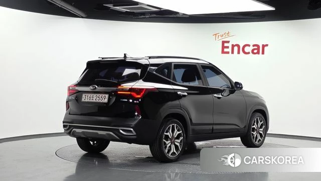 Kia Seltos id 4683951 из Кореи 12
