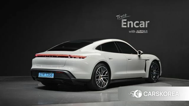 Porsche Taycan id 4623877 из Кореи 12
