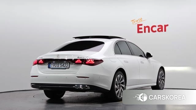 Mercedes-Benz E-Class W214 id 4623431 из Кореи 12