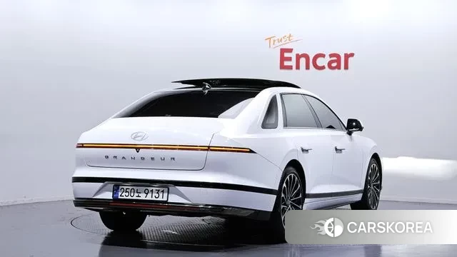 Hyundai Grandeur Hybrid (GN7) id 3383236 из Кореи 12