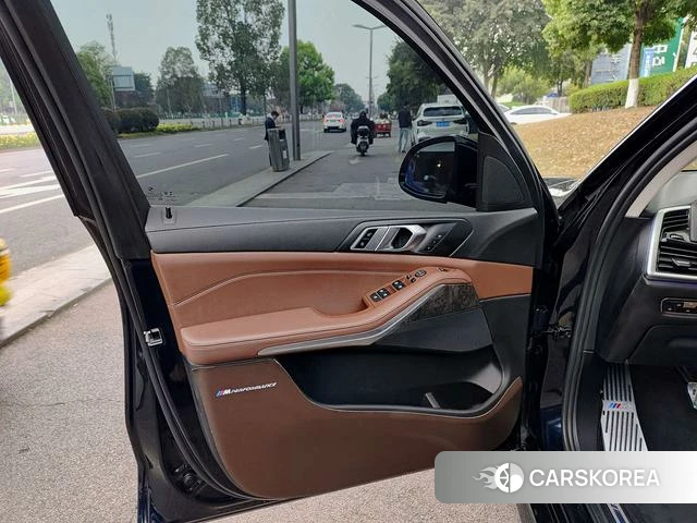 BMW X5 (imported) 2022 Другой из Китая, фото 3