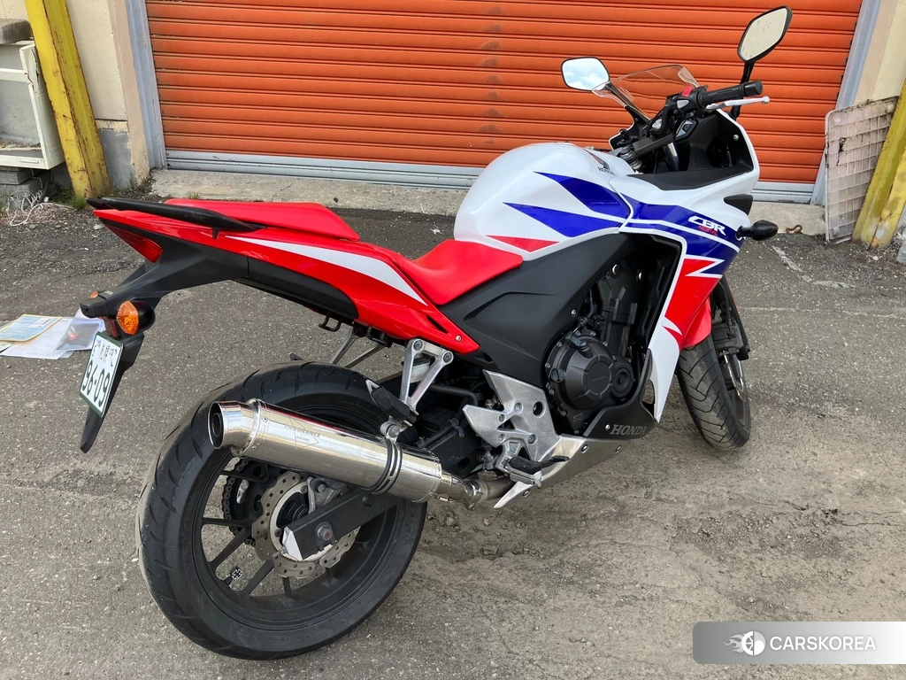 Проданный Honda CBR400R 2014 из Японии, фото 2