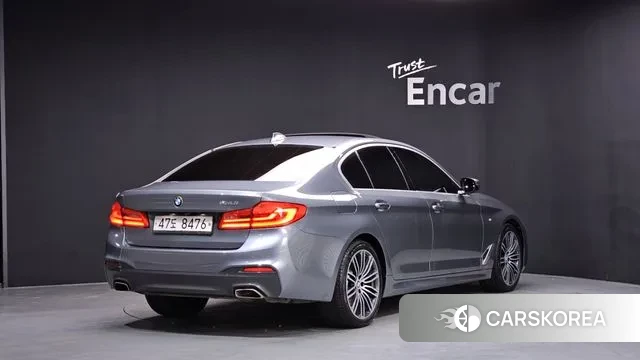 BMW 5 Series (G30) id 3641606 из Кореи 11