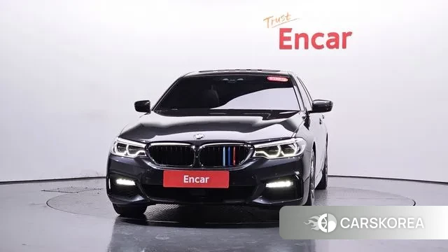 BMW 5 Series (G30) id 3703950 из Кореи 12