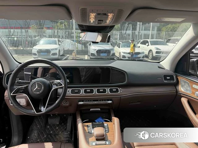 Mercedes-Benz GLE (import) 2025 Черный из Китая, фото 2