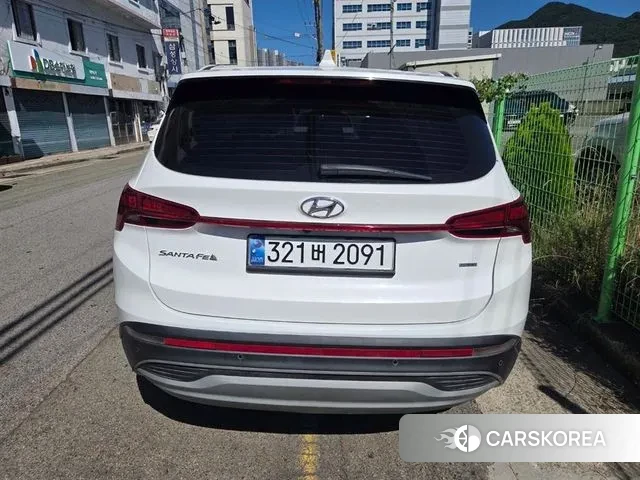Hyundai The New Santa Fe 2023 Белый из Кореи, фото 2
