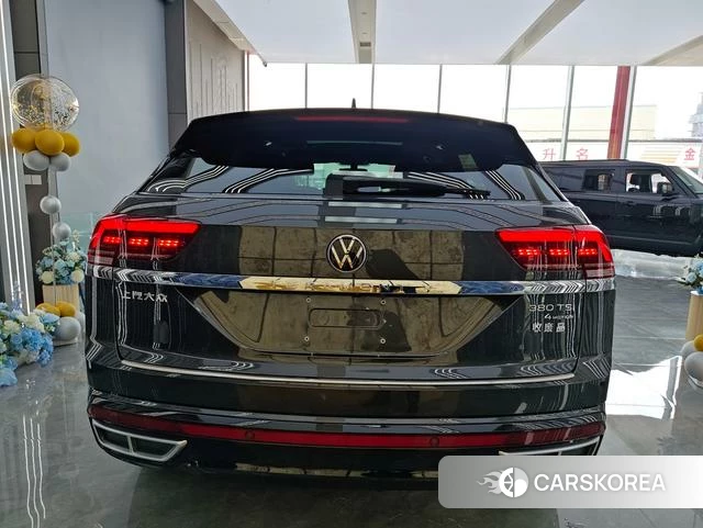 Volkswagen Tourang id 4217371 из Китая 9