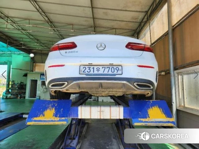 Mercedes-Benz E-Class W213 2019 Белый из Кореи, фото 2