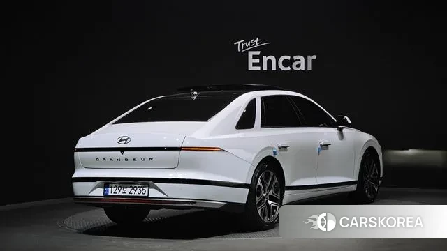 Hyundai Grandeur Hybrid (GN7) id 3400383 из Кореи 12